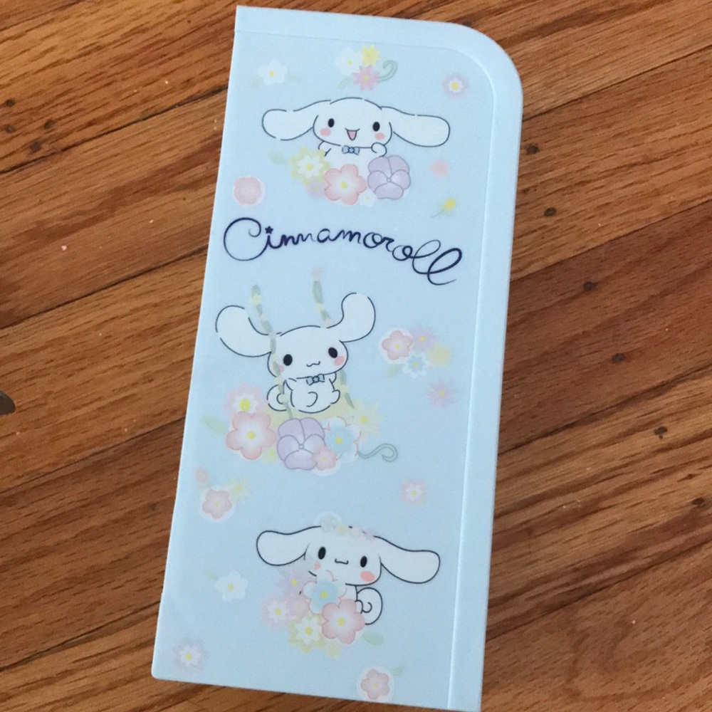 Cinnamoroll Shelf